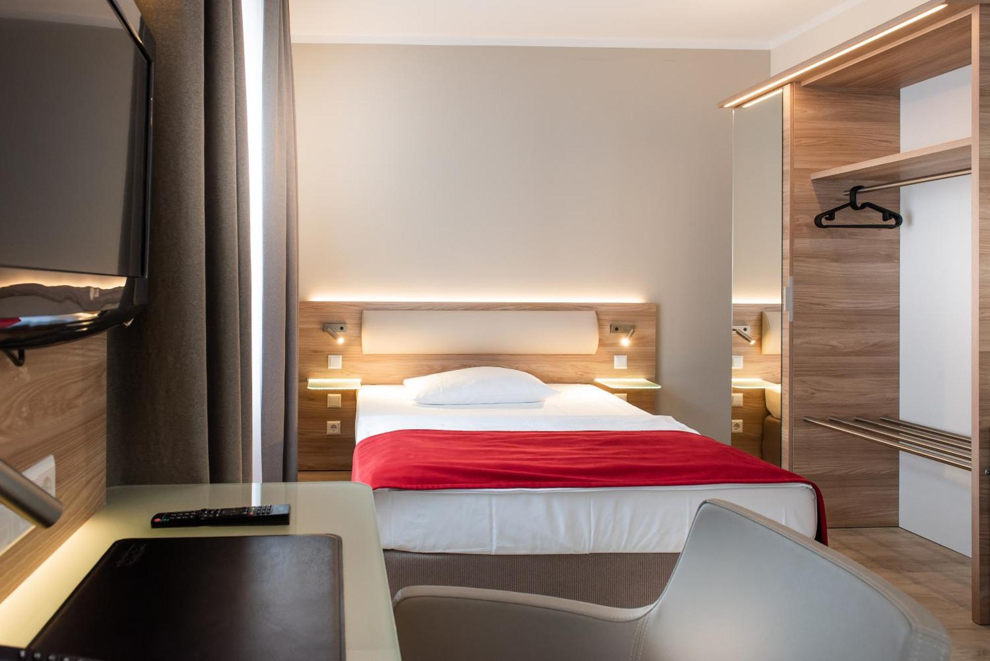 Hotel Koenigshof Am Funkturm Business Hannover Eksteriør bilde