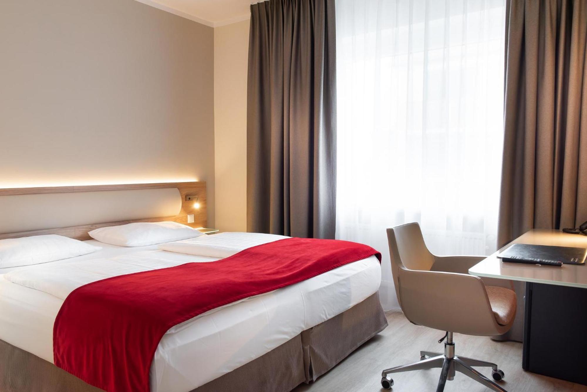 Hotel Koenigshof Am Funkturm Business Hannover Eksteriør bilde